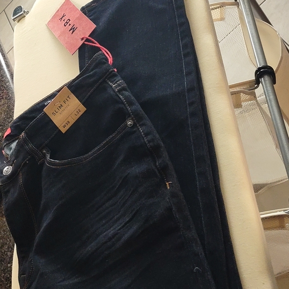 Jeans - Picture 3 of 3